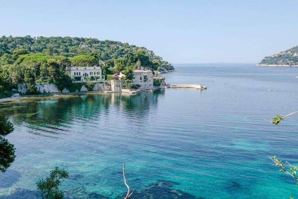 Studio au calme, avec terrasse et parking à Eze village Esterno foto